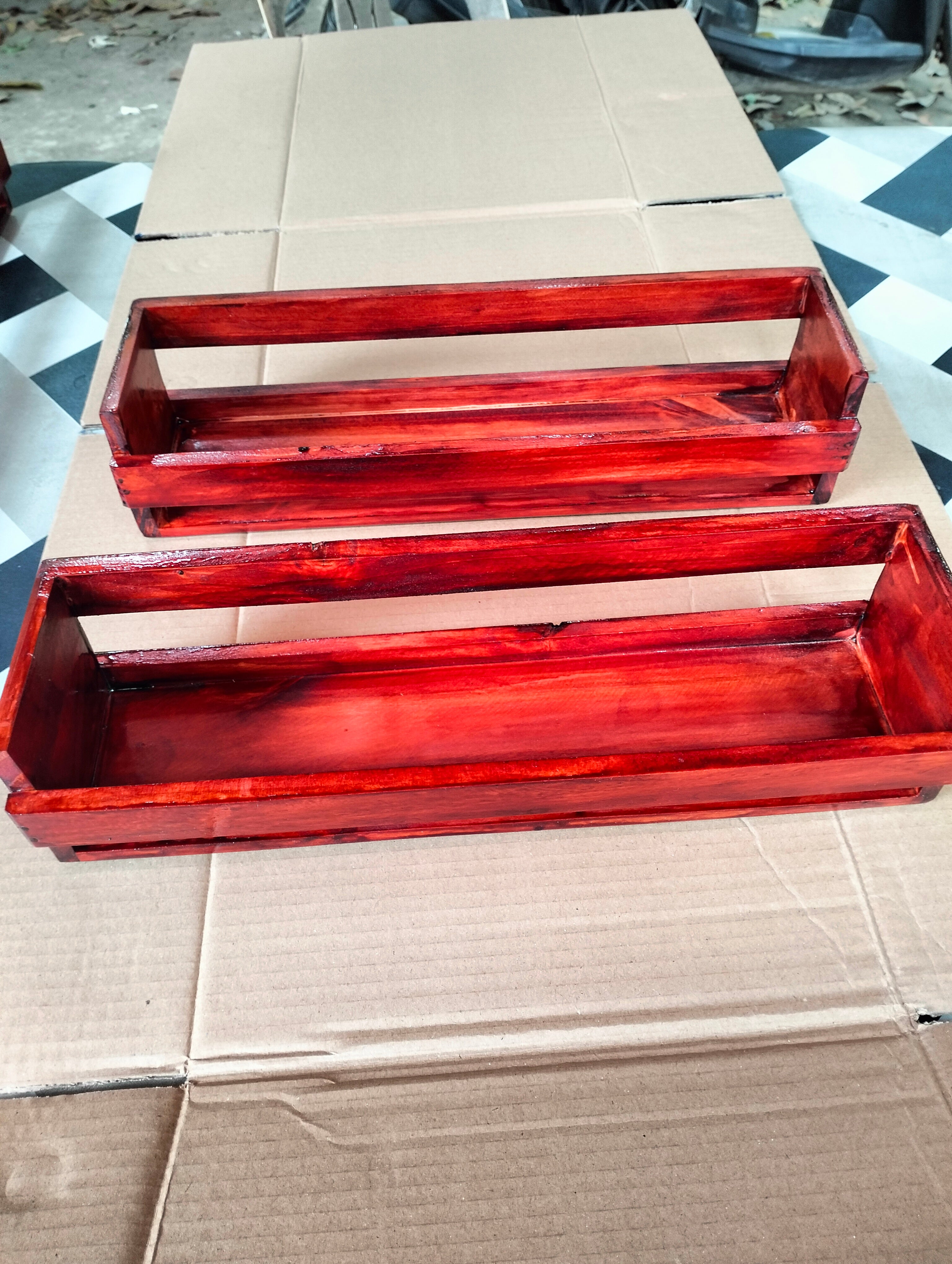 Wooden Kitchen Rack with Mahogany Varnish made in Palochina Wood